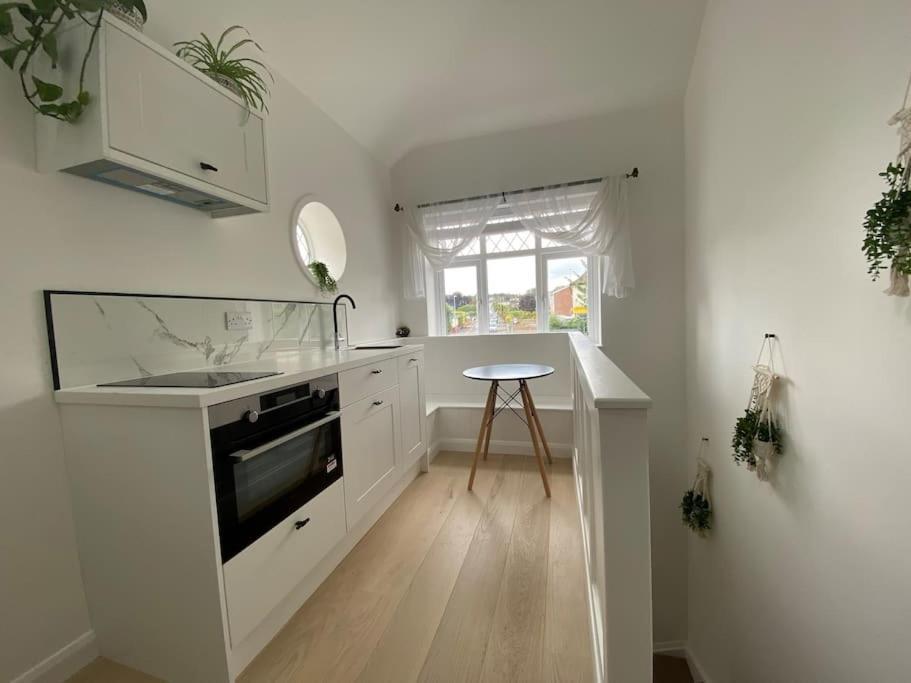 Modern Annex On The Outskirts Of Bath And Bristo Saltford Экстерьер фото